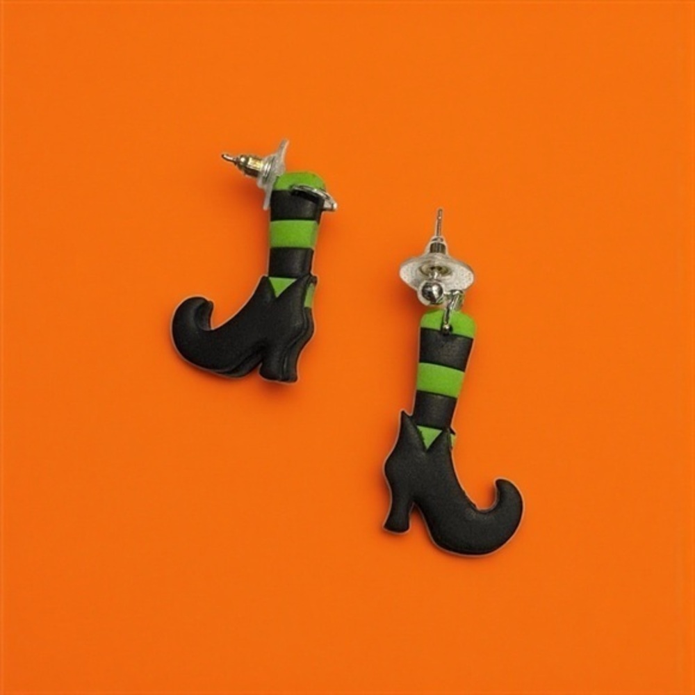 Witch Boot Earrings in Black and Green